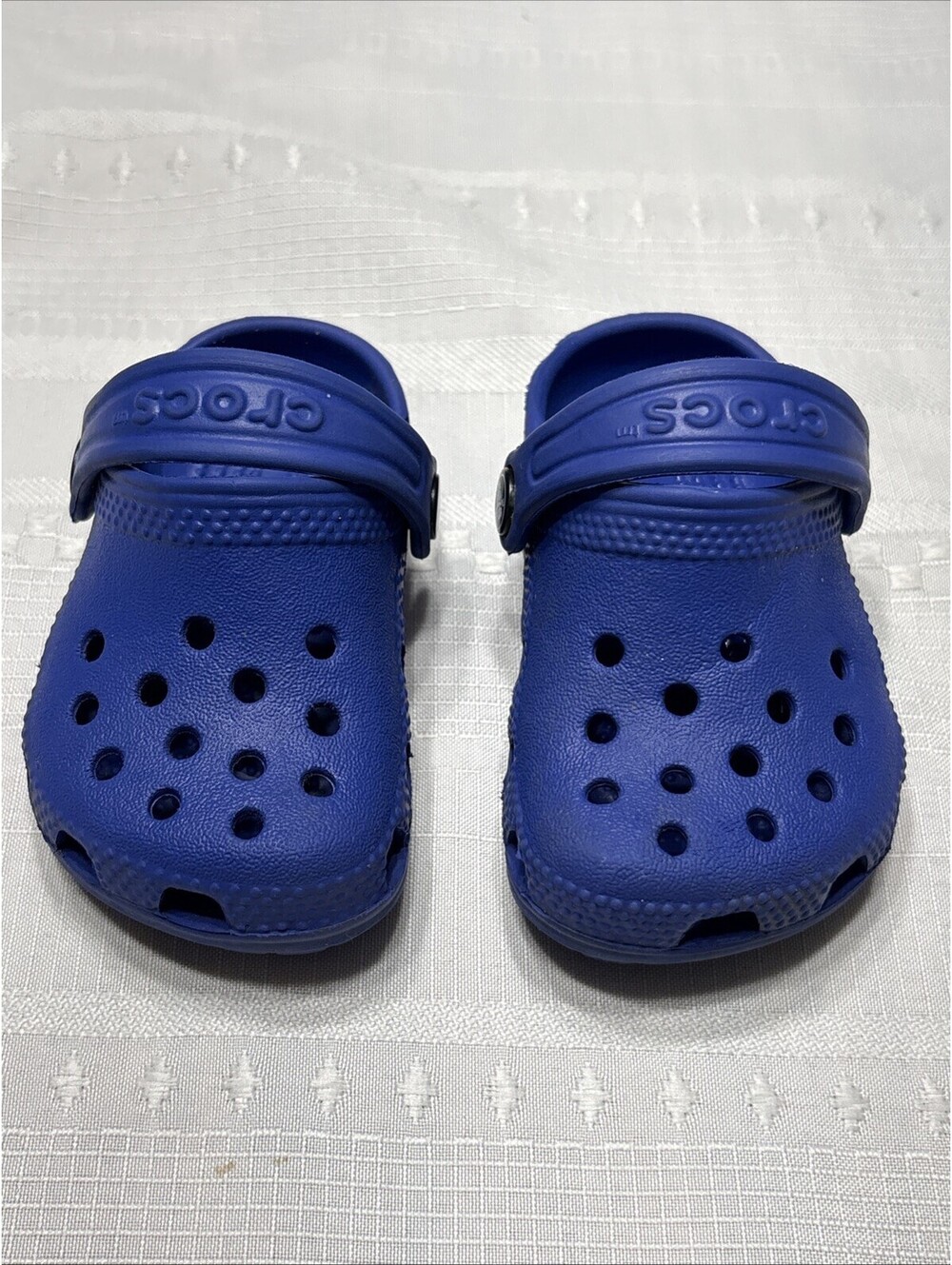 Crocs Classic Infant Baby Toddler Boys Size 2 3 Royal Blue Slip On Sandal Shoes